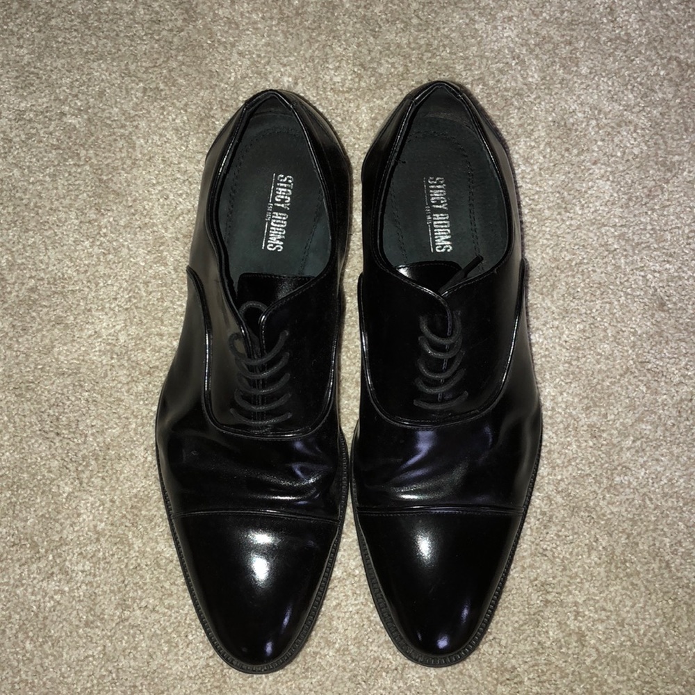 Men’s dress shoes